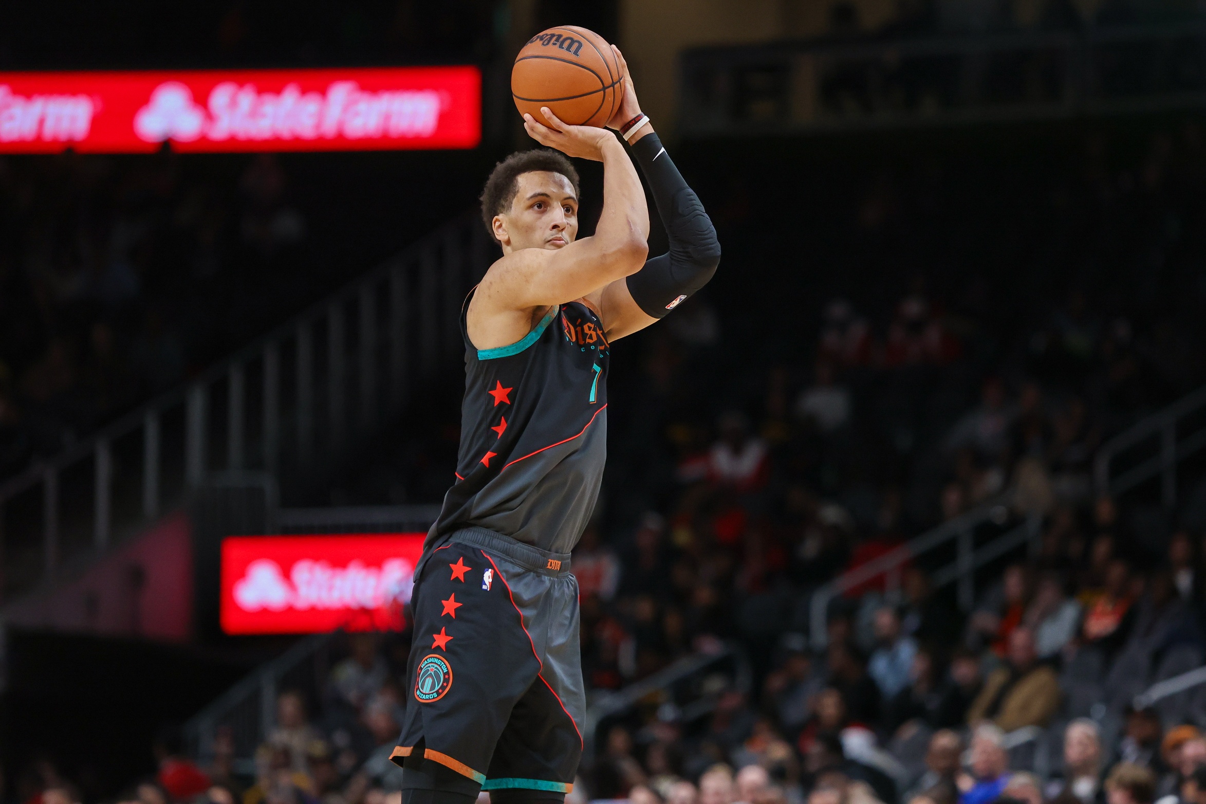 队记:快船有四人签下Exhibit 10合同 鲍德温、小泰泰-华盛顿在列